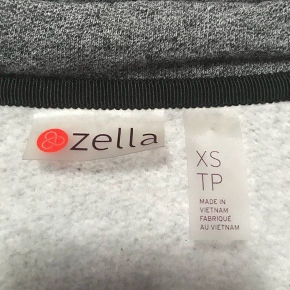 *30off3* Zella Gray Zip up Sweatshirt with‎ snap on buttons. - Picture 8 of 9